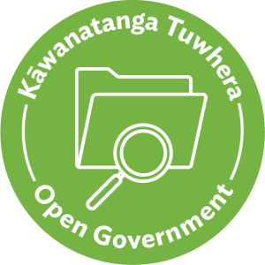Green circular icon with magnifying glass over an open file folder symbol. The text ‘Kāwanatanga Tuwhera’ is above the symbol and ‘Open Government’ below.