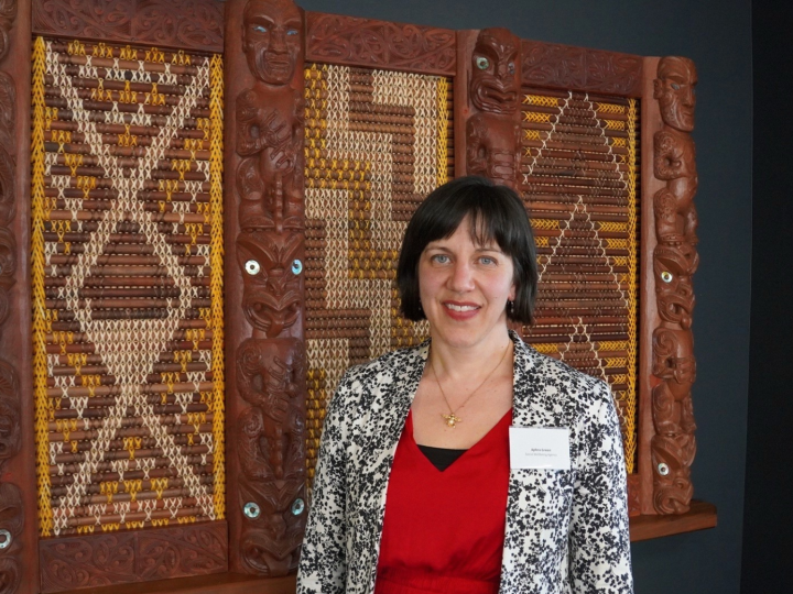 Captioned image 2000x1120 21