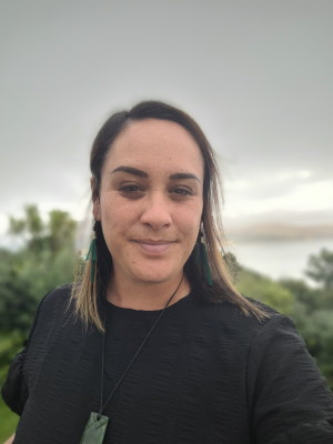 Robyn Andrews looking at the camera and smiling