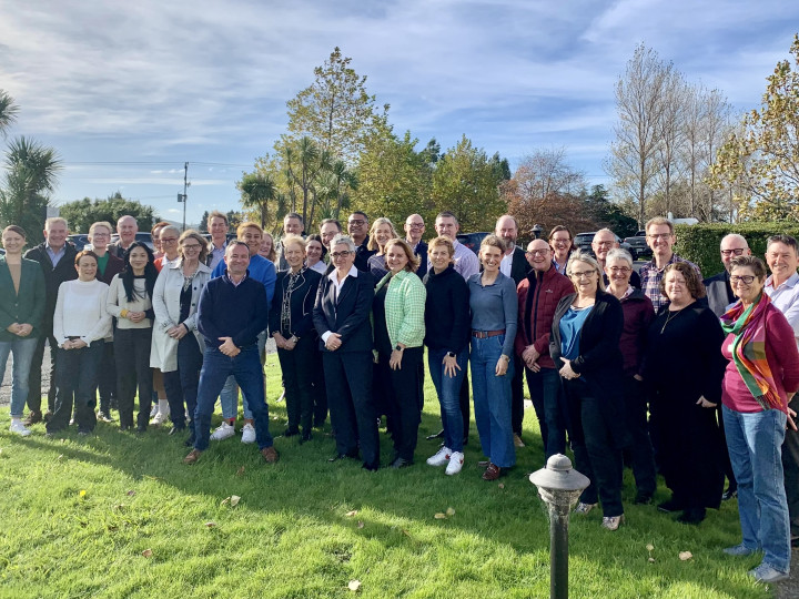 public service leadership team june2023